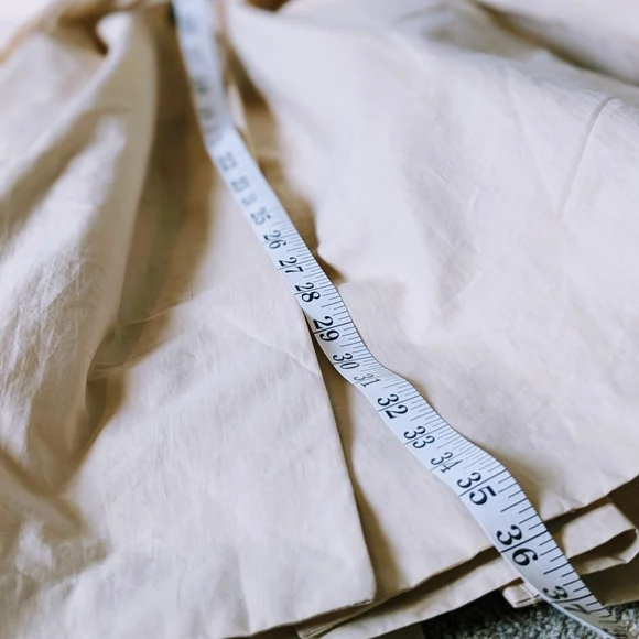 Club Monaco Ivory Spring Trench - Picture 6 of 11